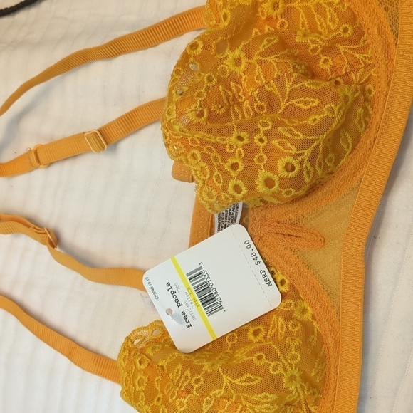 Free people intimately St Tropez yellow eyelet demi underWire Boho Summer bra32B - Picture 2 of 9